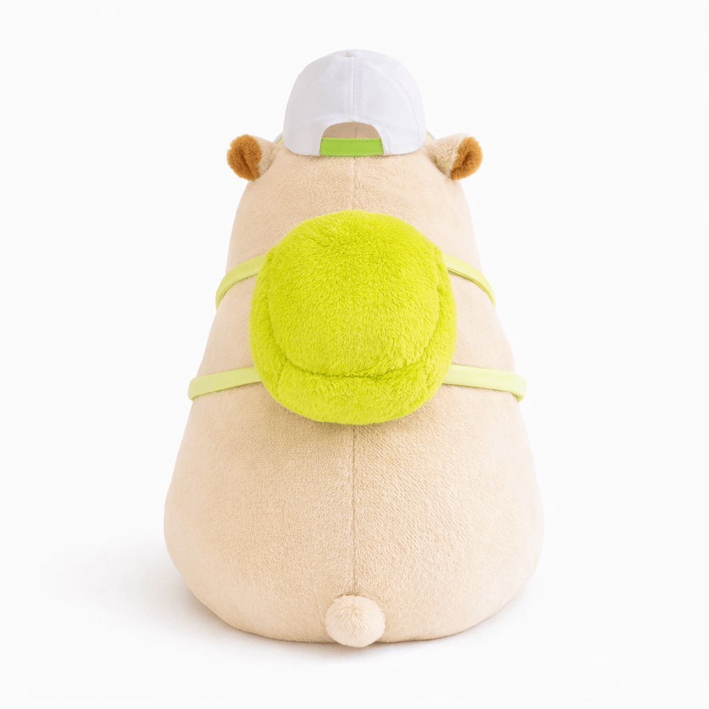 kuscheltierland Beige / 23cm Süßes Capybara Kuscheltier mit Rucksack und Kappe