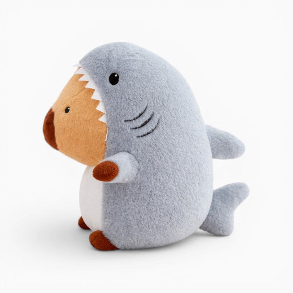 kuscheltierland Capybara im Hai-Kostüm Kuscheltier