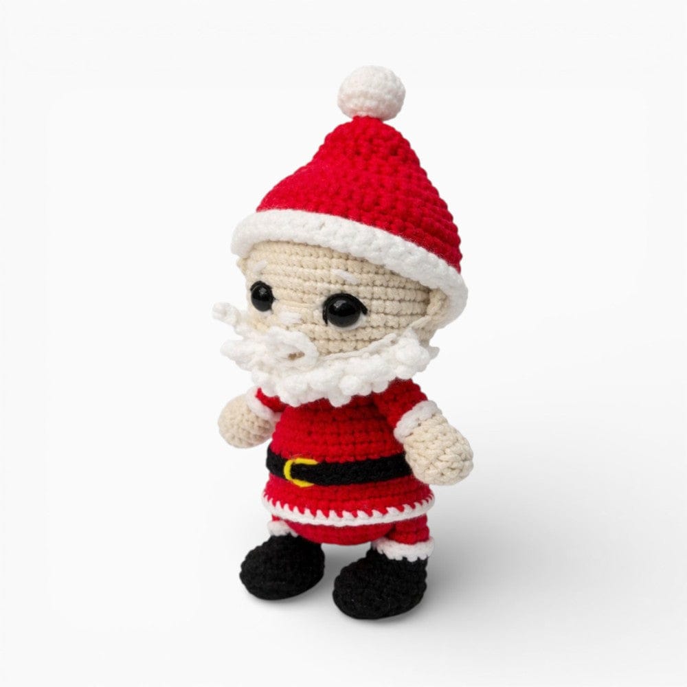 kuscheltierland Rot / 15 cm Gehäkelte Weihnachtsmann-Puppe mit roter Mütze